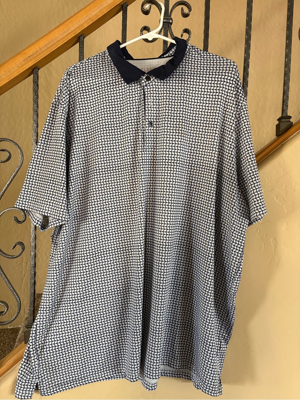 Men's Navy and White Patterned Performance Golf Polo Shirt